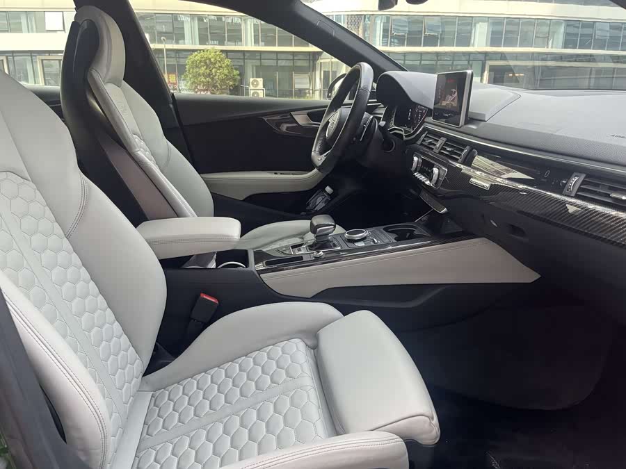 Audi RS 5 2021 car image #16