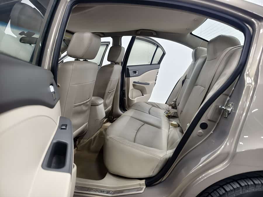 Chery E5 2013 immagine di auto #16