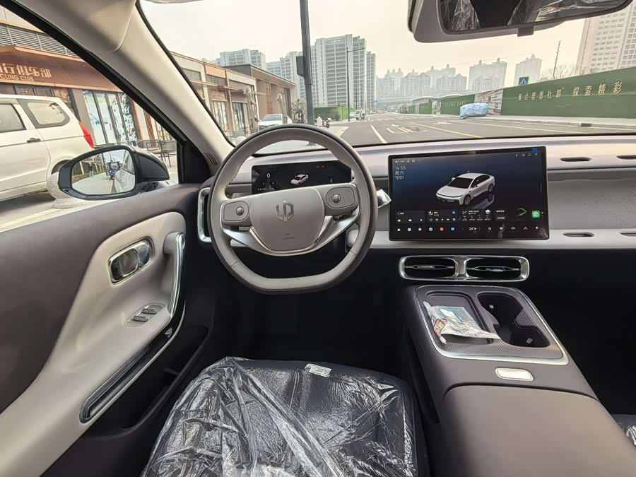 零跑汽车 零跑B01 汽车图片 #16