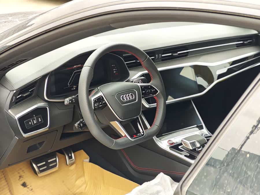 Audi RS 7 car image #16