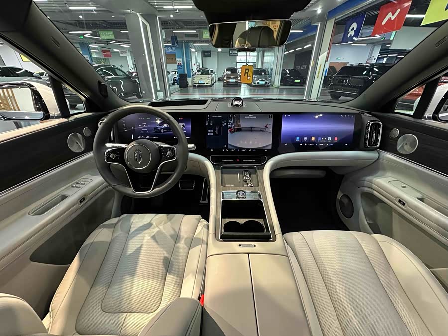 2024 car image #16