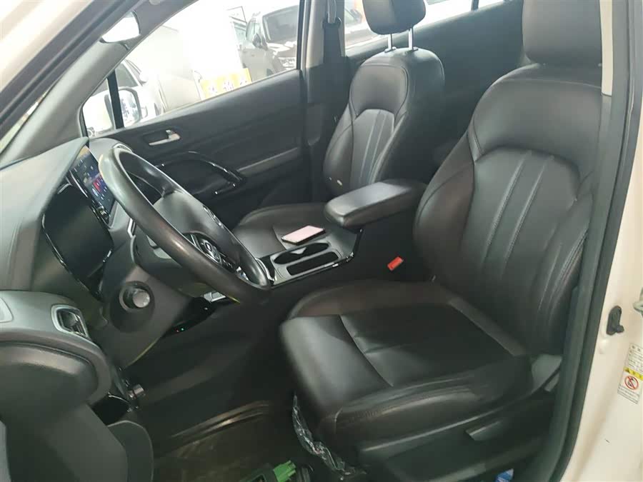 GAC ix4 2018 #16 GAC ix4 2018 car image #16