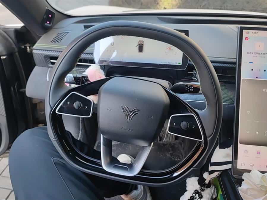 哪吒汽车 哪吒GT 2024 汽车图片 #16