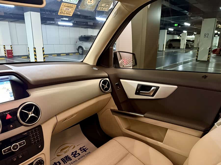 Mercedes-Benz GLK Class 2014 car image #16