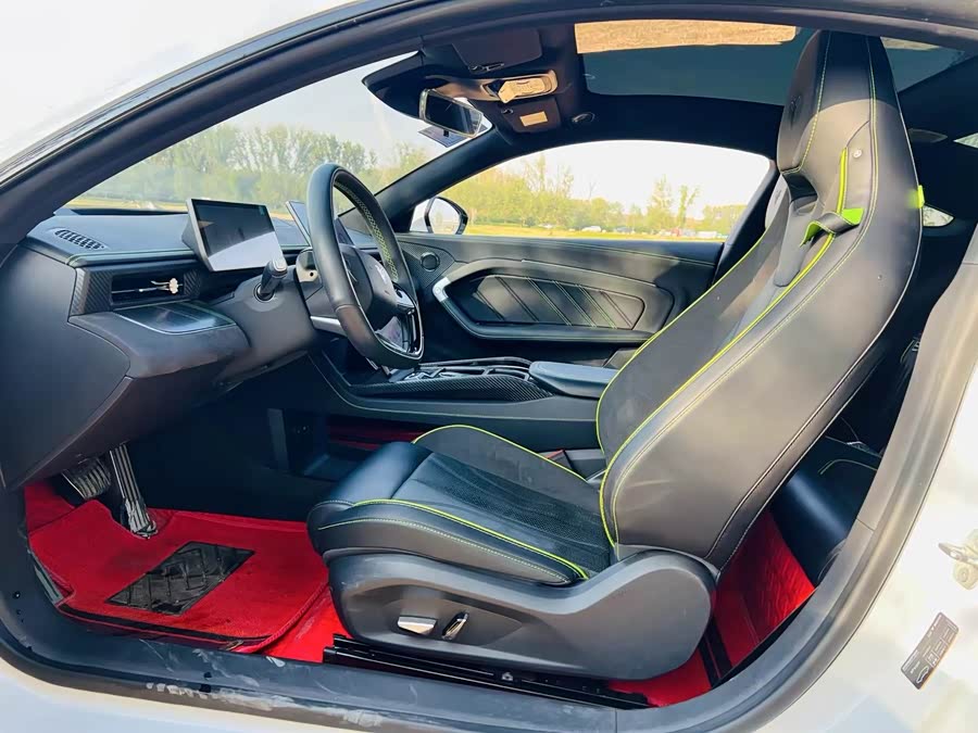 哪吒汽车 哪吒GT 2023 汽车图片 #16