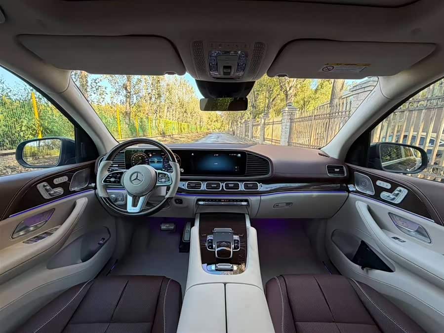 Mercedes-Benz Maybach GLS 2022 #16 Mercedes-Benz Maybach GLS 2022 car image #16