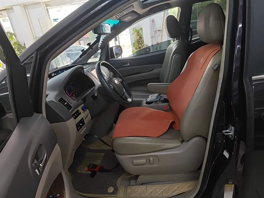 BYD M6 2015 car image #16