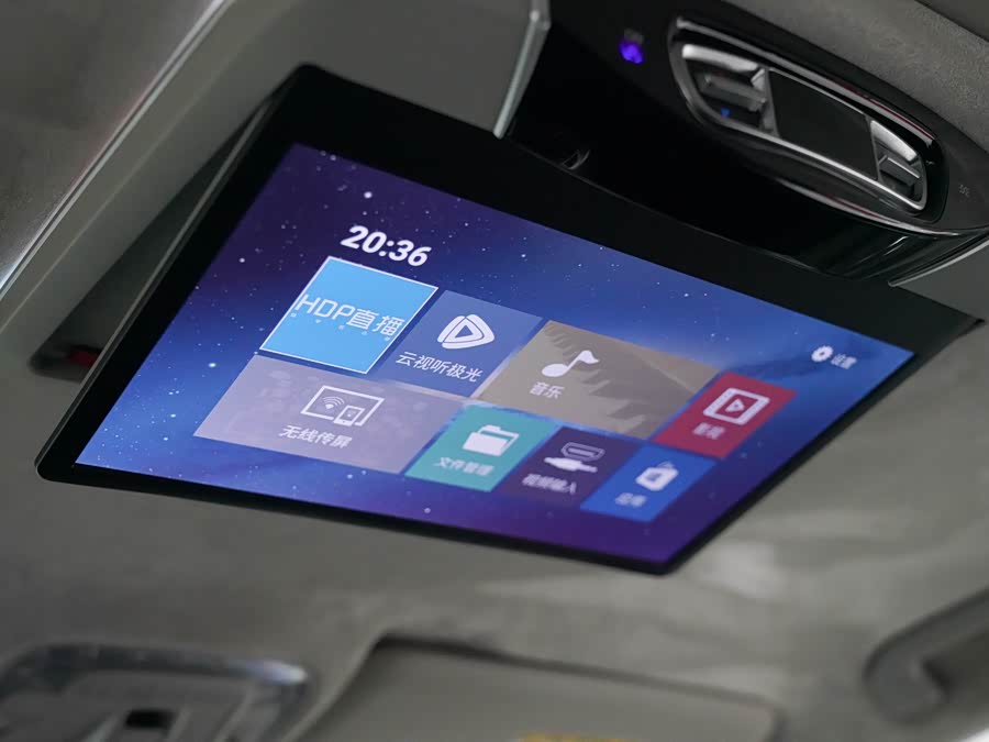 Mercedes-Benz V Class 2021 car image #16