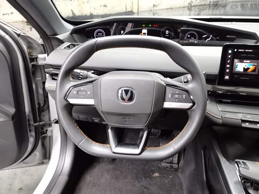 Changan UNI-V iDD 2023 #16 Changan UNI-V iDD 2023 car image #16