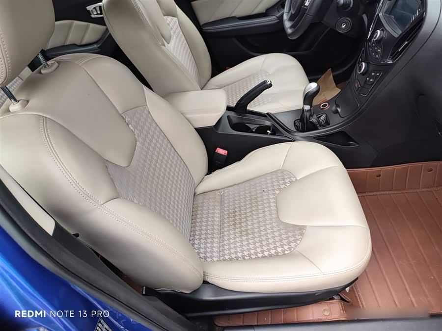 GAC Trumpchi GA3S 2014 #16 GAC Trumpchi GA3S 2014 imagem de carro #16