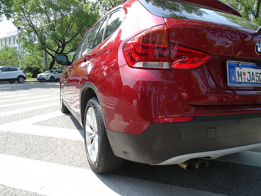 BMW X1 (Imported) 2011 imagem de carro #16