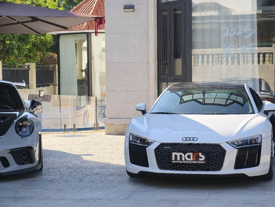 Audi R8 2017 immagine di auto #16