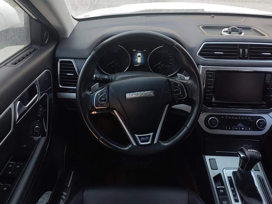 Haval H6 Coupe 2017 immagine di auto #16