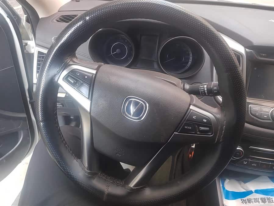 Changan Eado XT 2016 car image #16