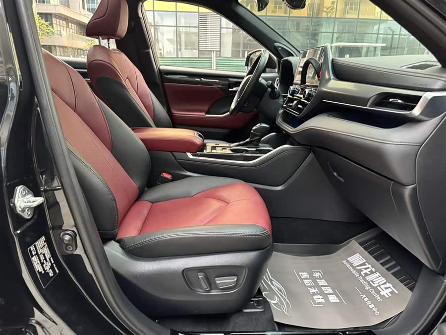 Toyota Crown Kluger 2022 car image #16