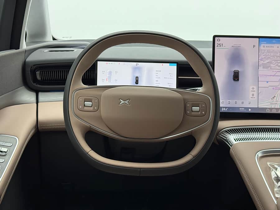 Xpeng X9 2025 imagem de carro #16