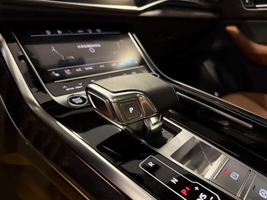 Audi Q8 2022 #16 Audi Q8 2022 car image #16