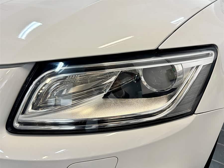 Audi SQ5 2017 image de voiture #16