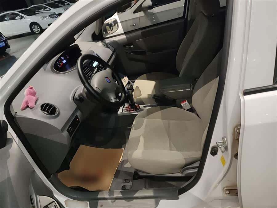 GEELY KingKong 2015 car image #16