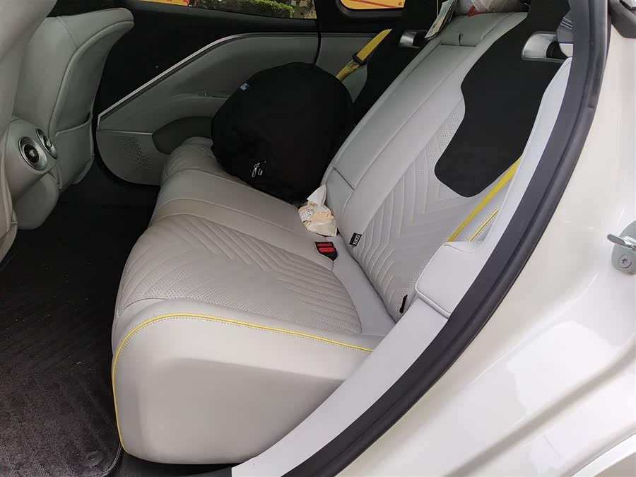 阿维塔 阿维塔11 2024 汽车图片 #16