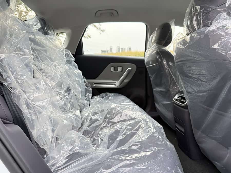 零跑汽车 零跑B01 汽车图片 #16