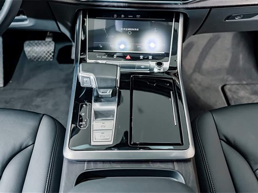 Audi Q8 2021 #16 Audi Q8 2021 car image #16