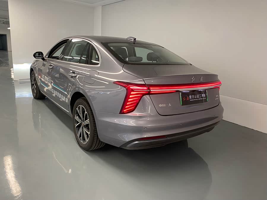 HongQi H5 PHEV 2025 car image #16