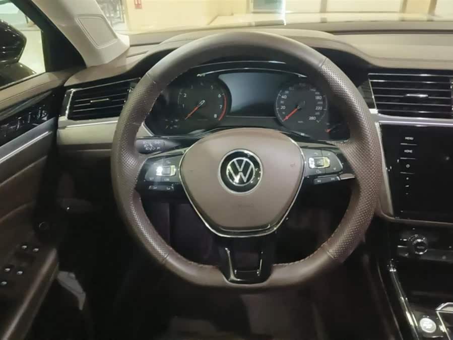 Volkswagen Phideon 2023 immagine di auto #16