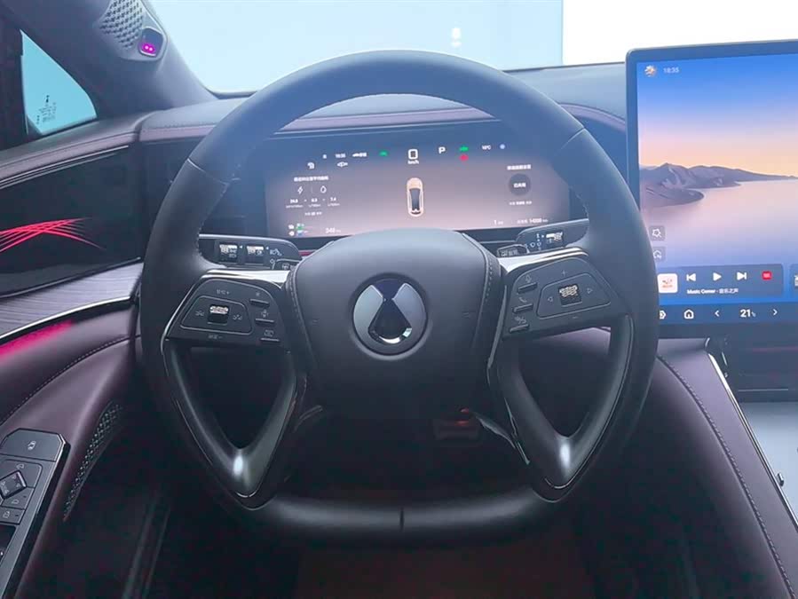 Denza Z9GT 2024 #16 Denza Z9GT 2024 car image #16