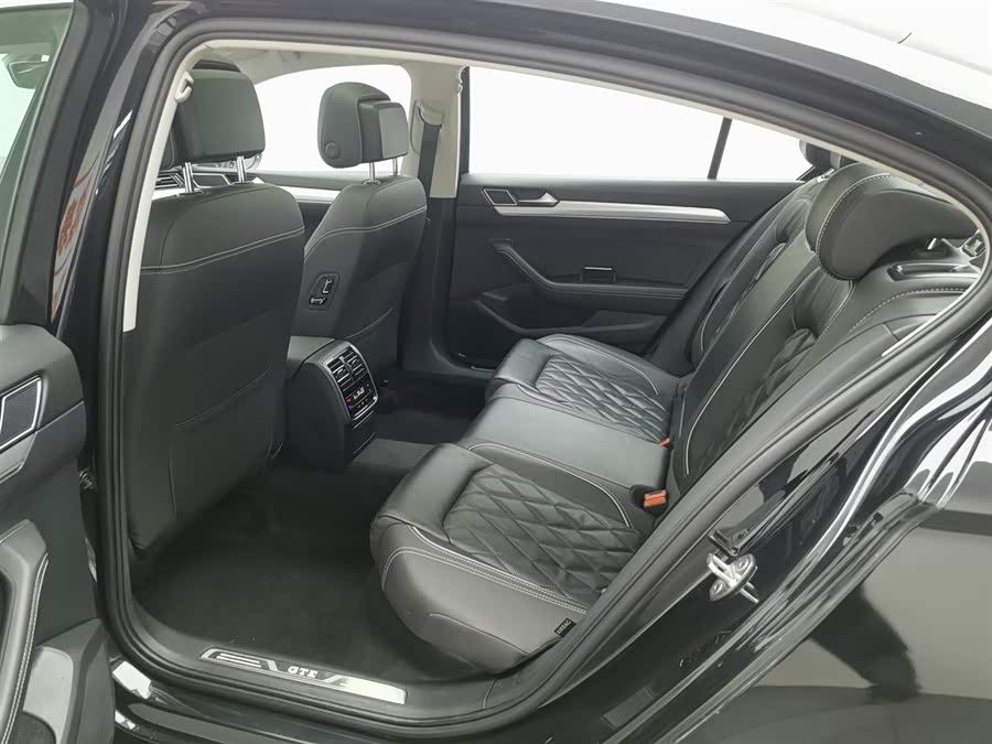 Volkswagen Magotan GTE 2022 car image #16