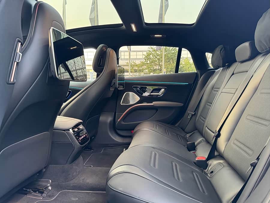 Mercedes-Benz EQS AMG 2024 #16 Mercedes-Benz EQS AMG 2024 car image #16