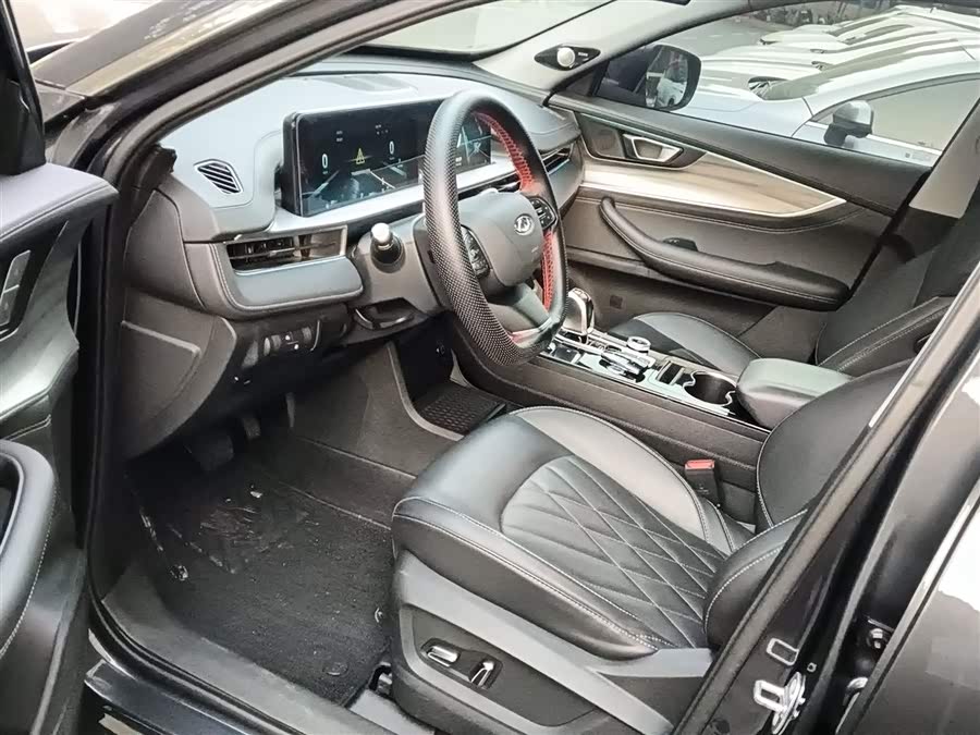 Chery Tiggo 8 Plus e+ 2022 car image #16