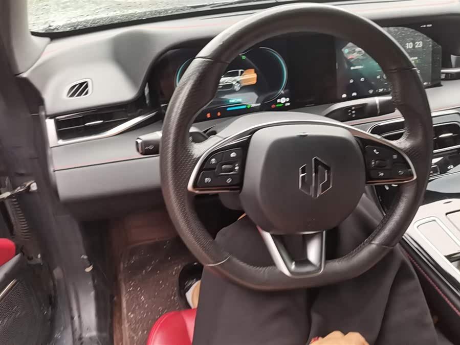 零跑汽车 零跑S01 2021 汽车图片 #16