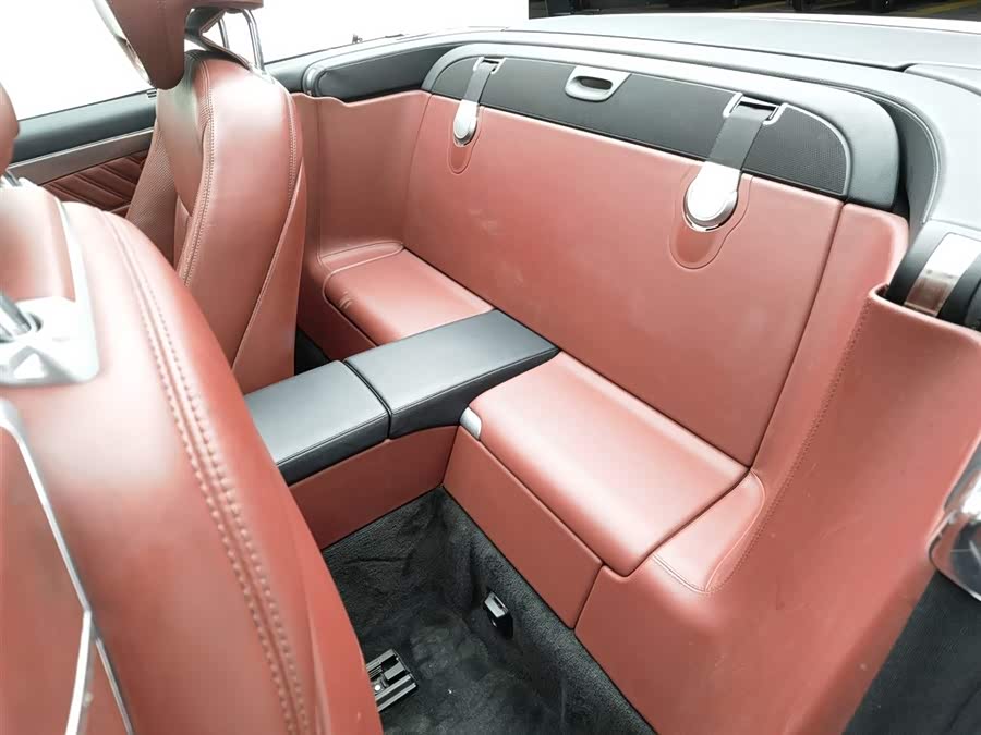 Mercedes-Benz SL Class 2011 car image #16