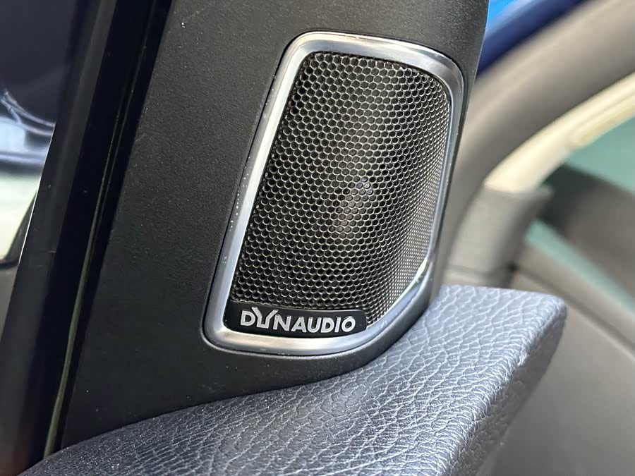 大众 Passat 2011 汽车图片 #16