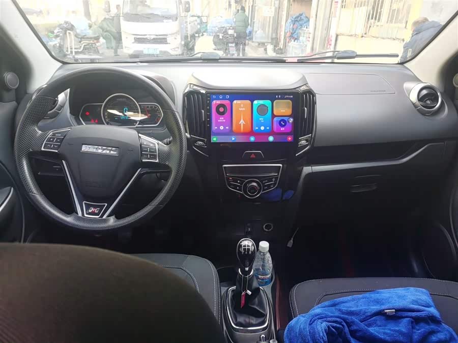 Haval H1 2016 car image #16