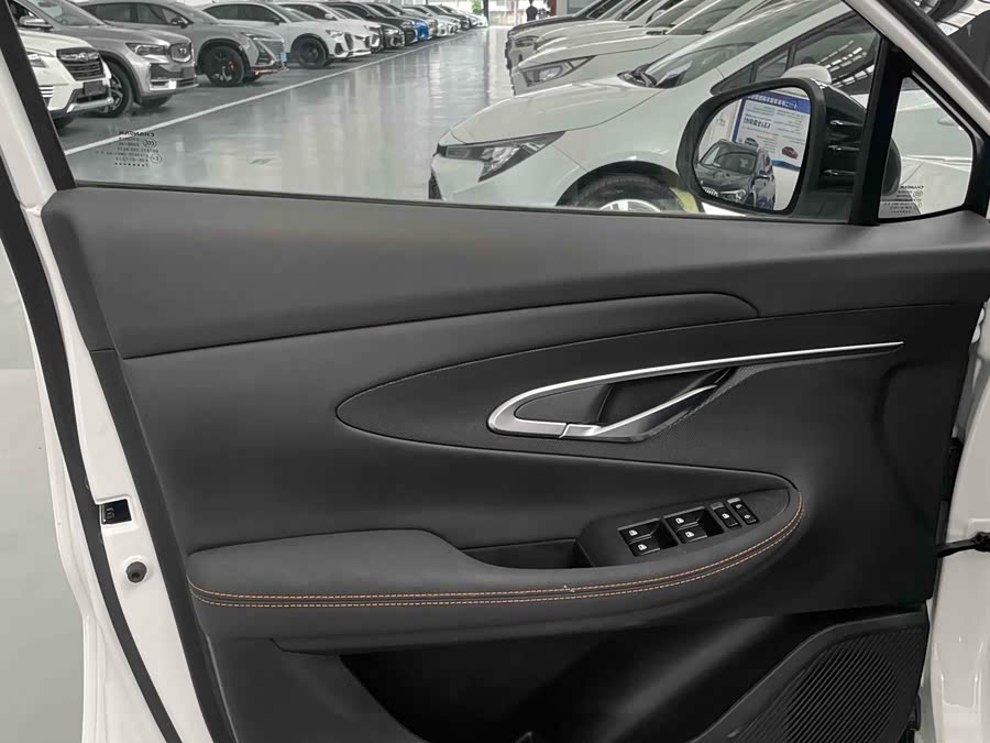 长安 长安UNI-T 2022 汽车图片 #16