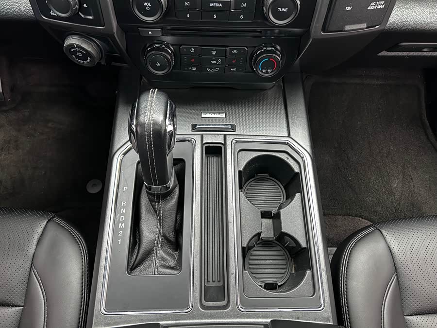 Ford F-150 Raptor 2017 car image #16