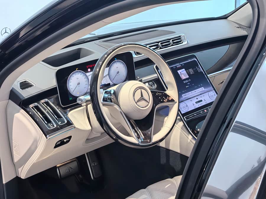 Mercedes-Benz Maybach S Class 2022 car image #16