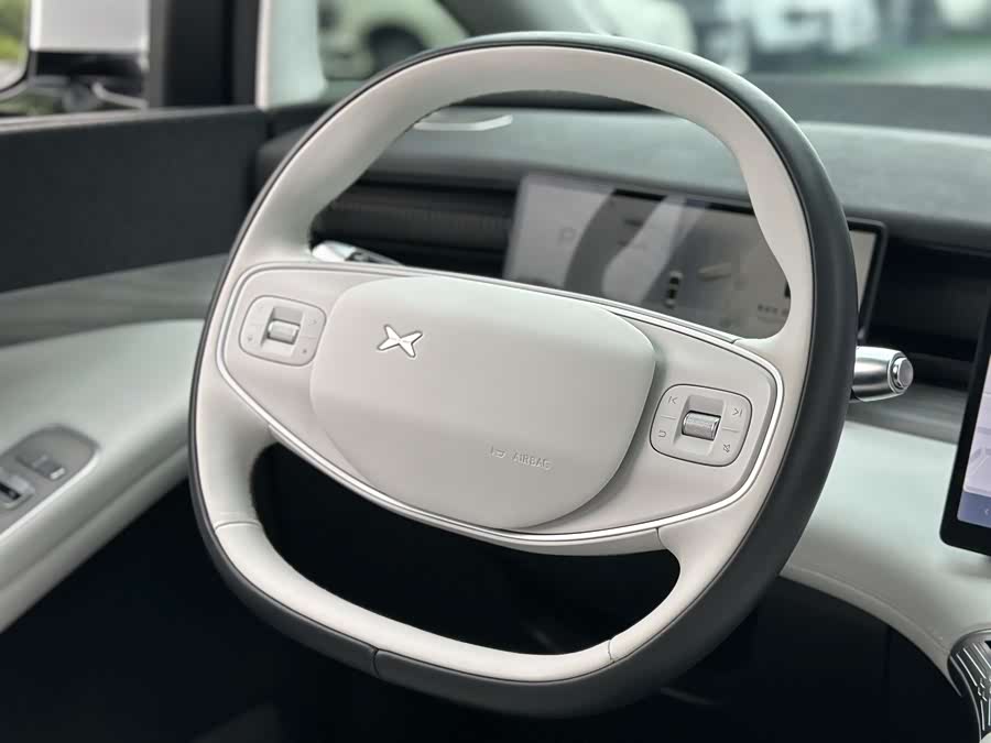 Xpeng X9 2024 immagine di auto #16