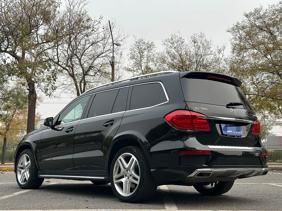 Mercedes-Benz GL Class 2015 car image #16
