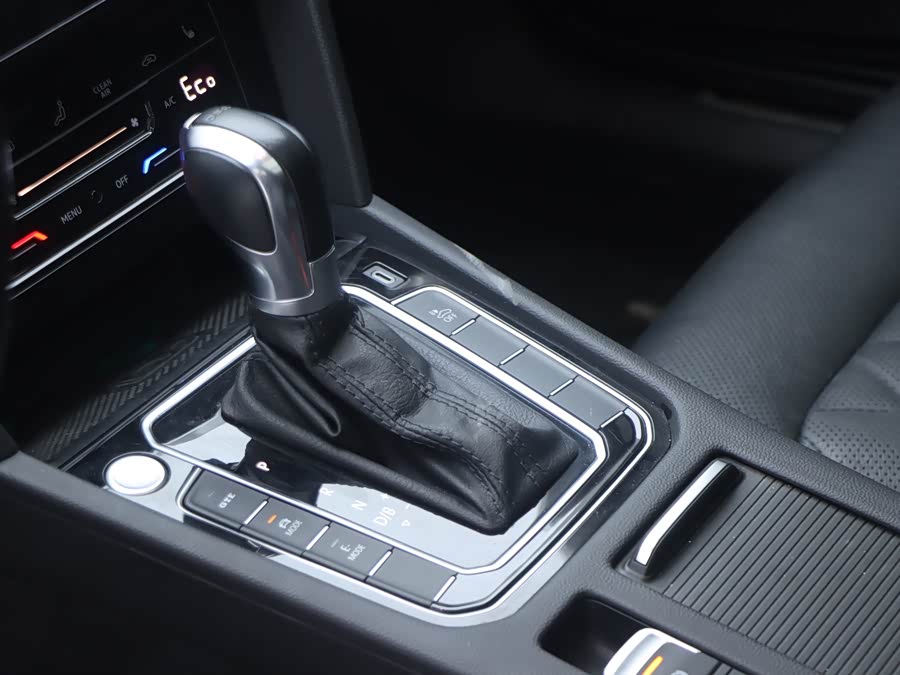 Volkswagen Magotan GTE 2023 imagen de coche #16