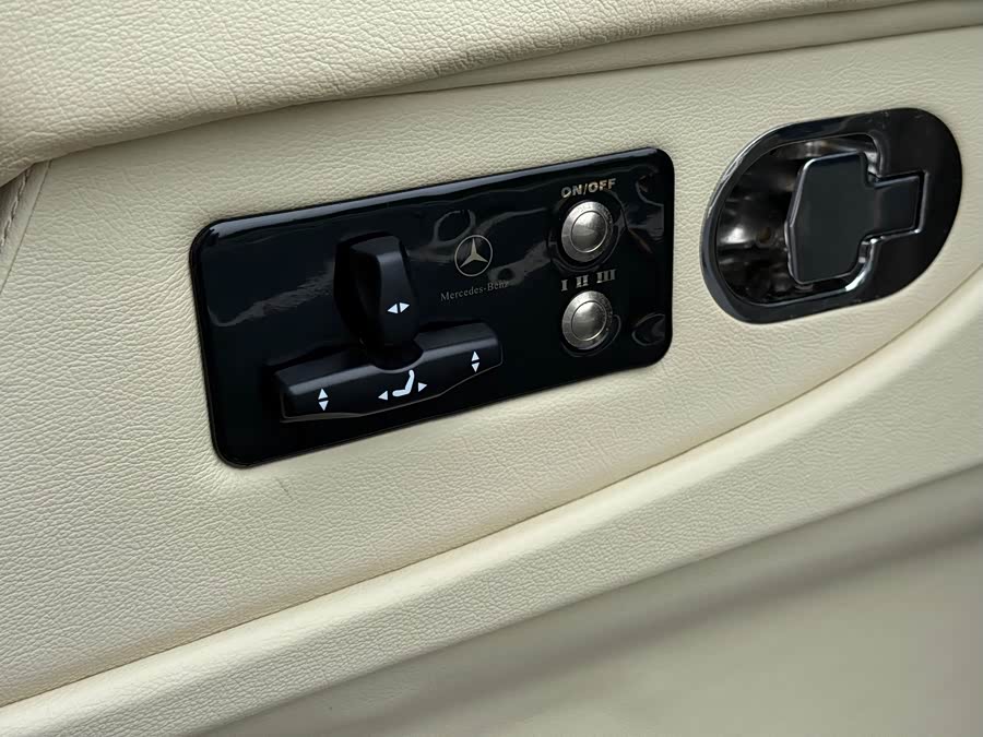 奔驰 唯雅诺 2013 #16 奔驰 唯雅诺 2013 汽车图片 #16