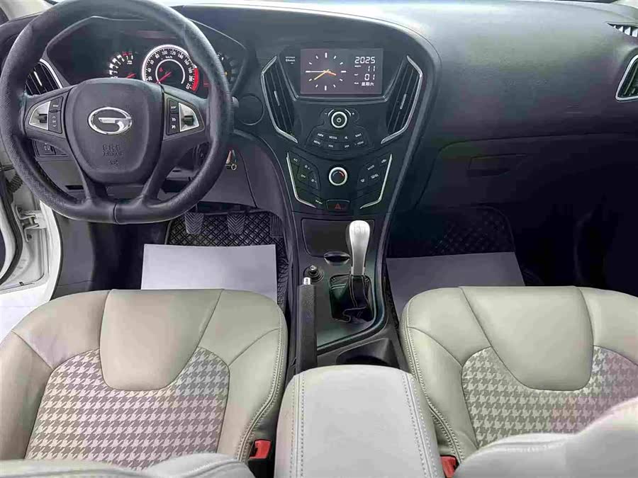 GAC Trumpchi GA3S 2017 car image #16