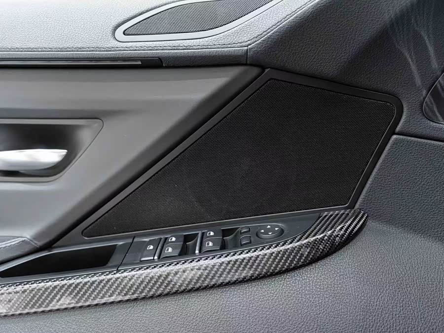 BMW M6 2014 car image #16