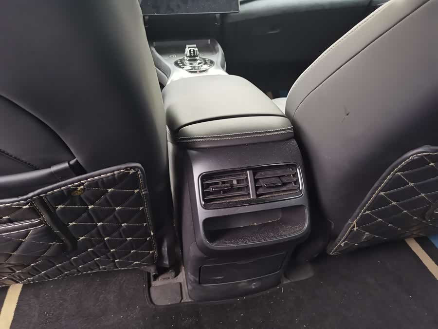 BYD Seal 2024 car image #16