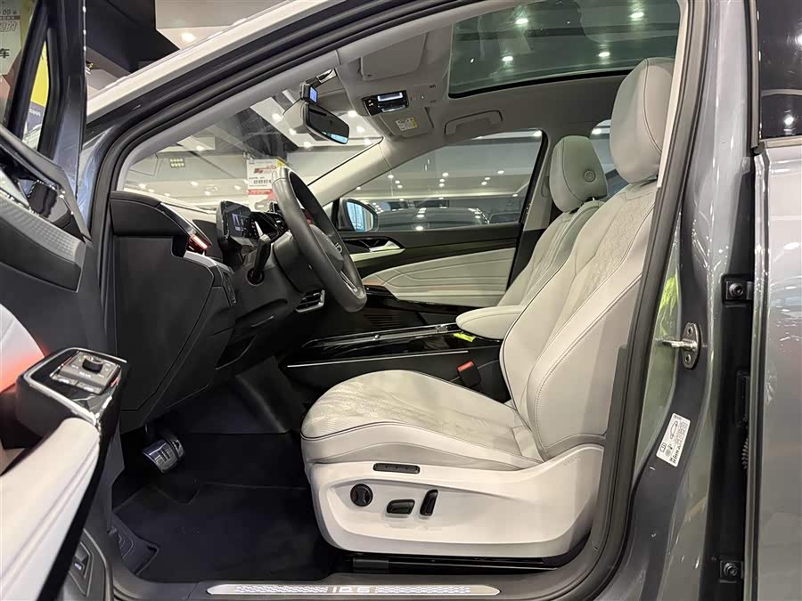 Volkswagen ID.6 X 2021 #16 Volkswagen ID.6 X 2021 car image #16