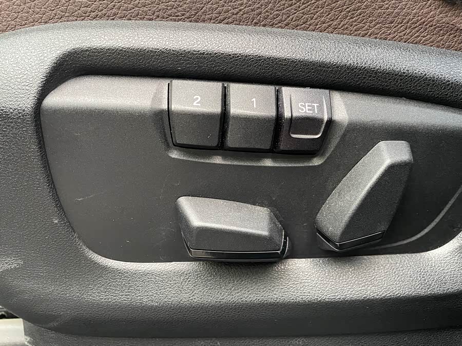 BMW X5 (Imported) 2017 imagem de carro #16