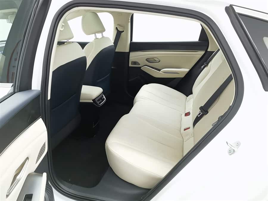 BYD Qin L 2024 #16 BYD Qin L 2024 car image #16