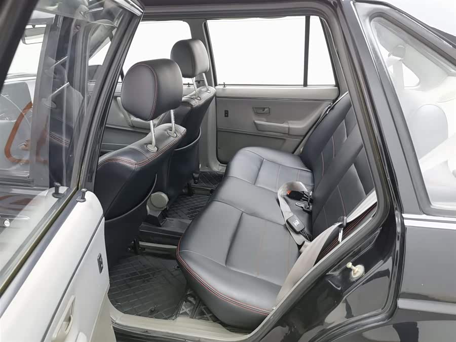 Volkswagen Santana Classic 2009 #16 Volkswagen Santana Classic 2009 صورة سيارة #16